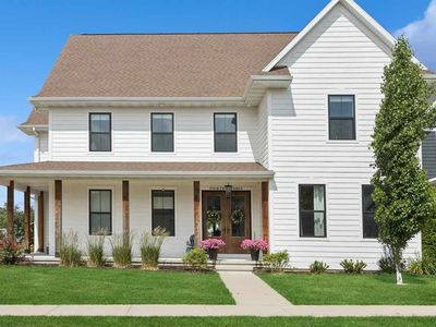 453 Windmill Pl, Iowa City, IA, 52245