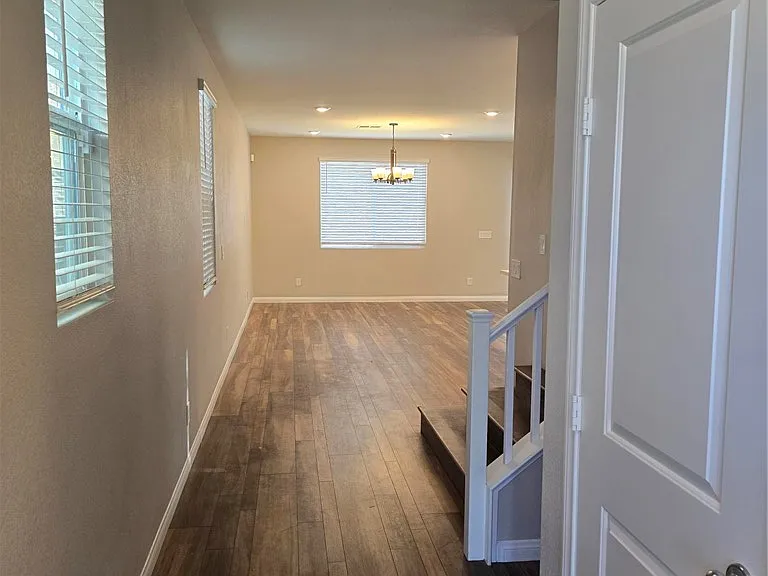 8047 Cavazzo Ave — Photo 2
