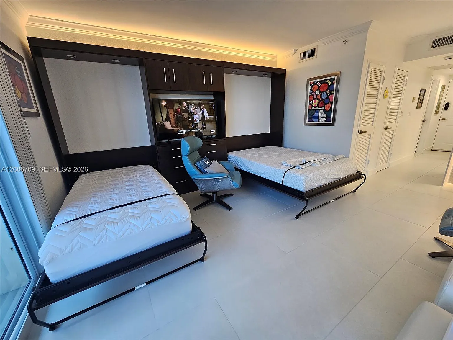 Wave Condo — Photo 4
