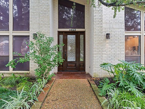 3rd image of 12039 E Circle Dr