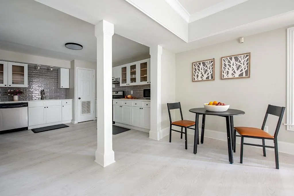 1 bed, 1000 sqft, $3,000 — Photo 4