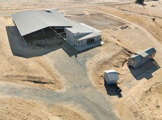 20606 E Acampo Rd, Clements, CA 95227