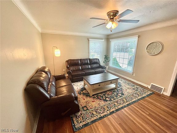 4th image of 5003 Oakland Dr
