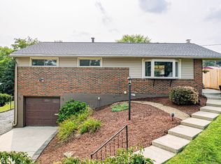 5017 Hialeah Dr, Pittsburgh, PA 15239
