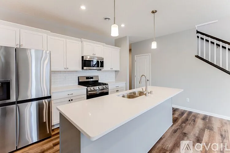3 bed, 2.5 bath, 1875 sqft, $2,650 — Photo 4