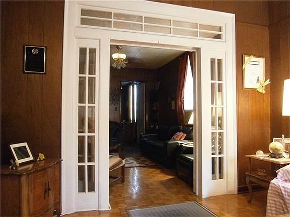 4th image of 2317 Baronne St