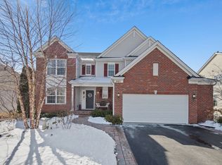 465 W Highplains Rd, Round Lake, IL 60073