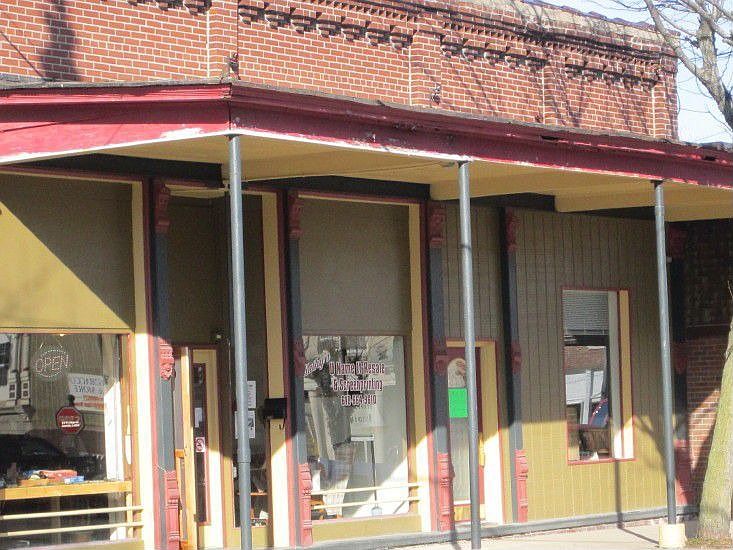 1st image of 211 W College Ave