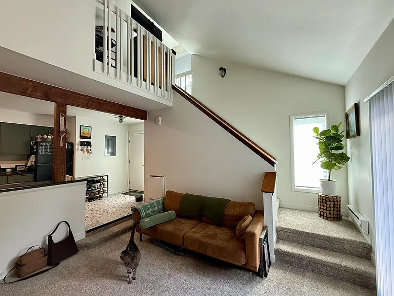 1012 Driftwood Dr — Photo 6