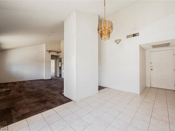 5th image of 2108 San Simeon St