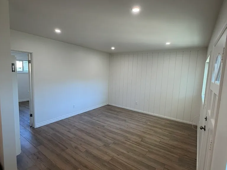 413 S Myers St — Photo 14