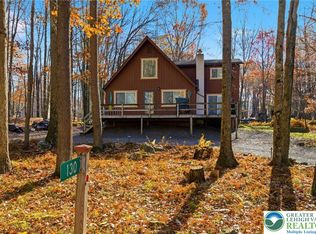 130 Beech Ln, Pocono Lake, PA 18347