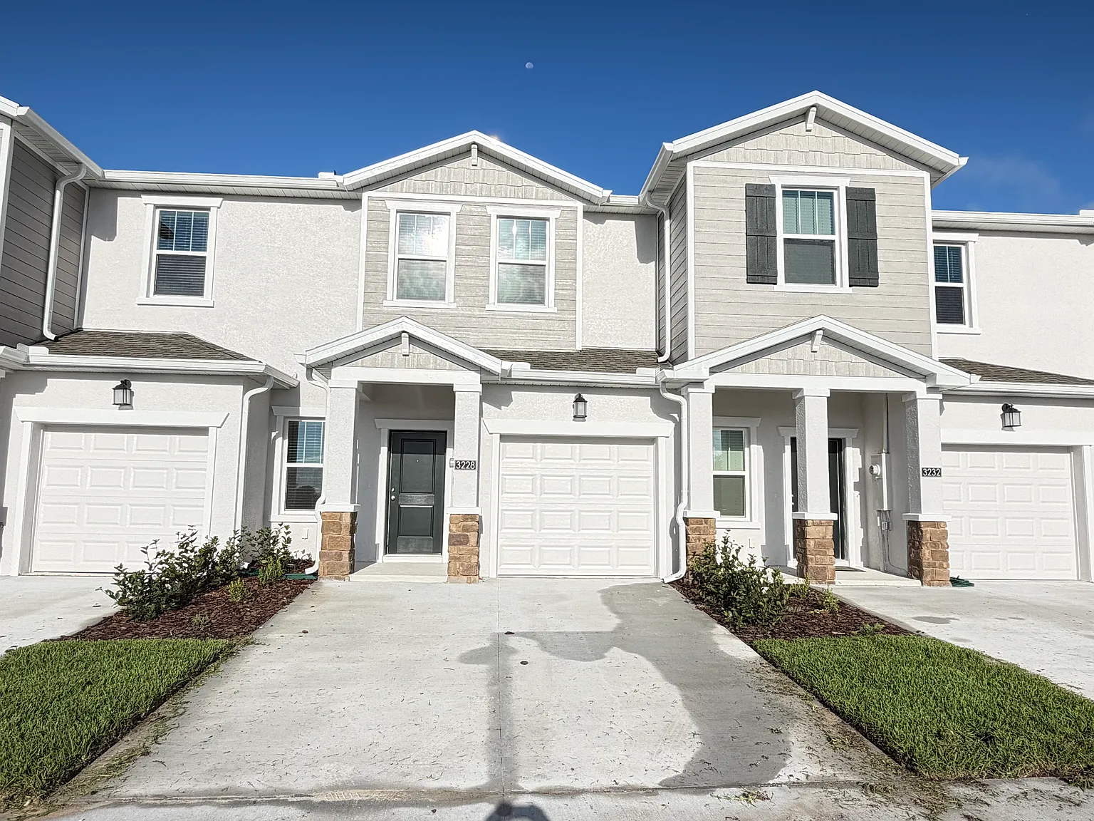 WW 3228 Namaste Dr — Photo 1