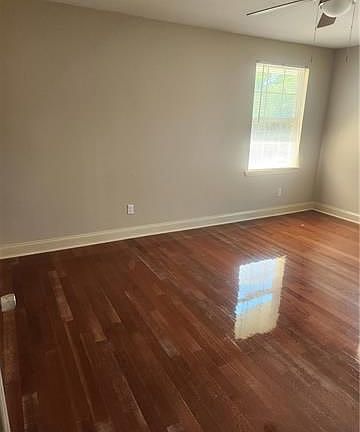 5th image of 5123 Touro St