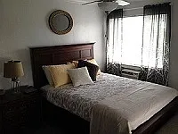 2727 Hampton Ave — Photo 4