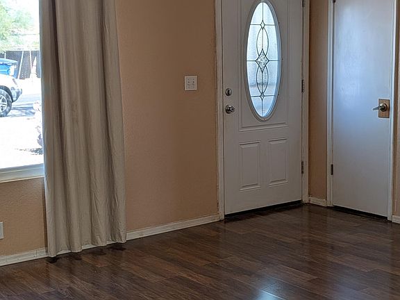 2nd image of 516 N KING Street