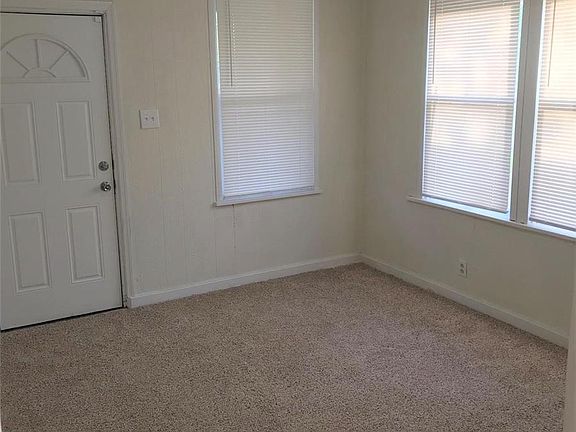 5th image of 117 Elkan Ave