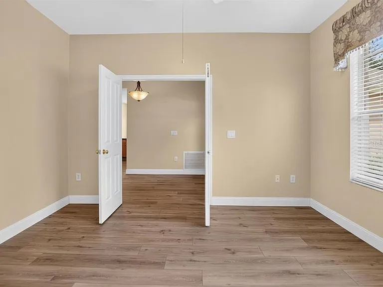 5605 Hawklake Rd — Photo 9