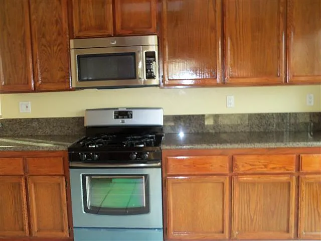 2060 Meadowlark Ln photo 1