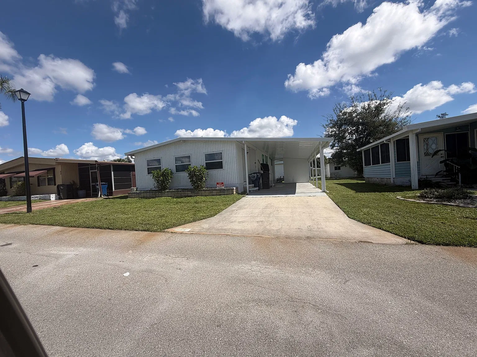 Over 55 Community 2 Bedroom 2 Bathroom W/ Lanai — Photo 2