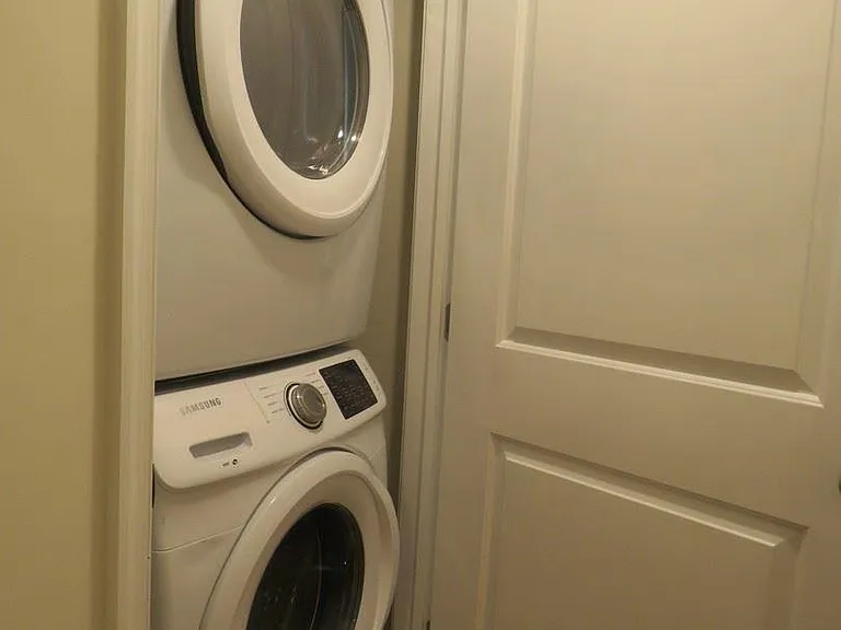 WASHER/DRYER