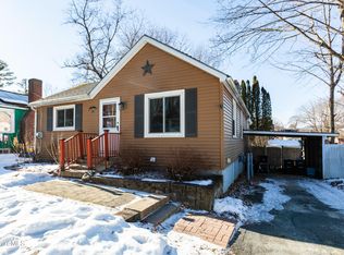 30 Pinehurst Ave, Pittsfield, MA 01201