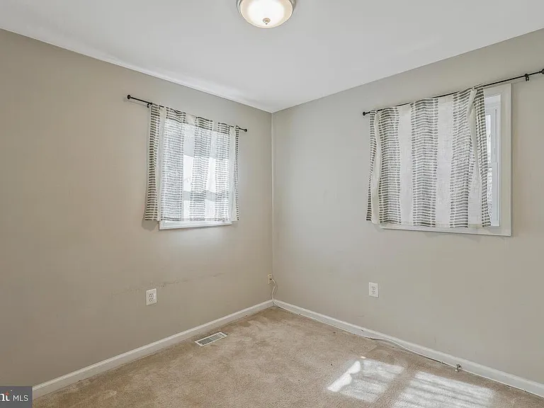 1116 Ute Way — Photo 9