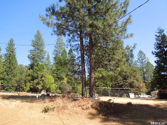 2nd image of 19611 Ponderosa Dr