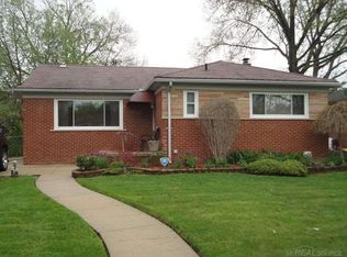 24080 Moritz St, Oak Park, MI 48237