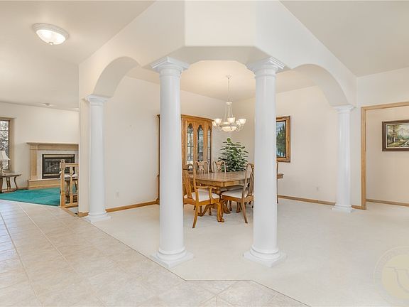 2nd image of 4544 Rio Vista Dr