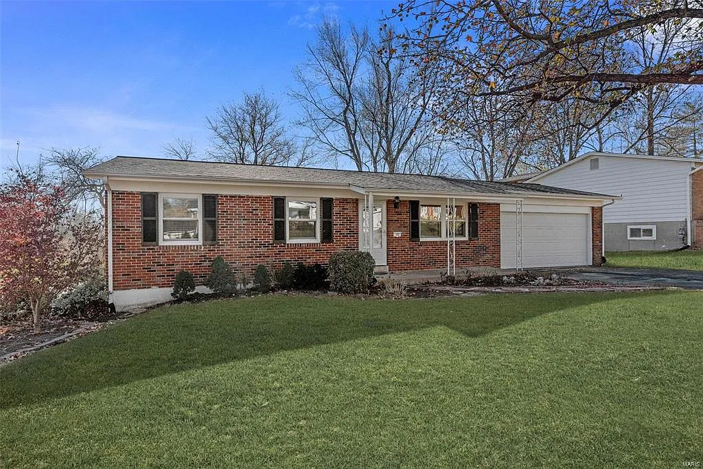 122 Wildwood Ct photo 1