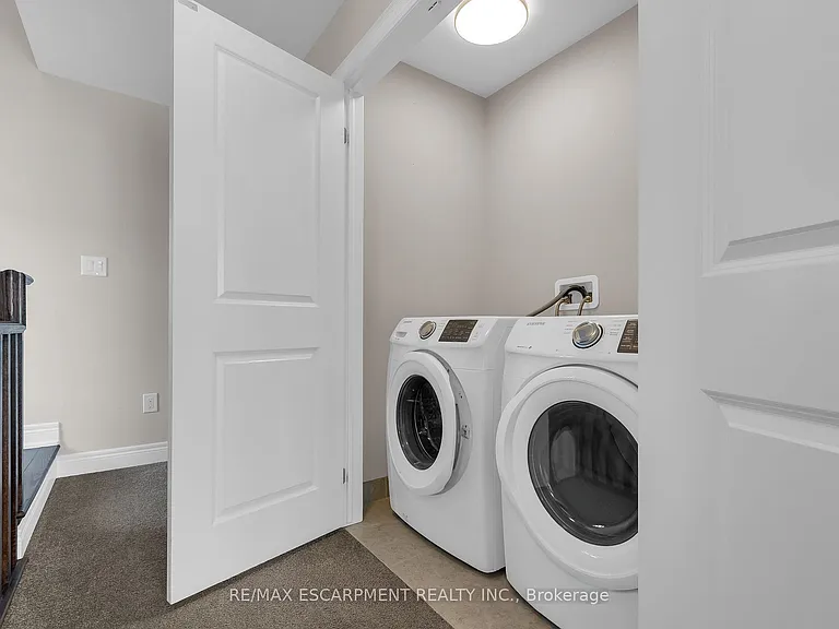 2 Waterview Ln — Photo 17