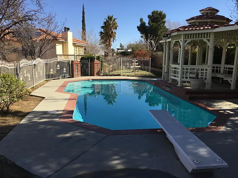 Another picture of pool