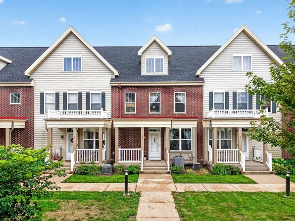 59 S Gardens Way #59, Madison, WI 53711