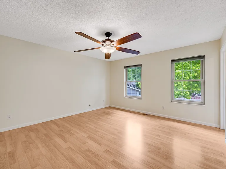 16135 E Baker Pl — Photo 11