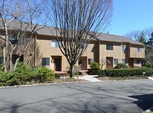 105 River W, Greenwich, CT
