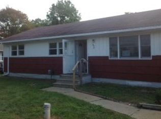 372 Hillfield Rd, Auburn Hills, MI 48326