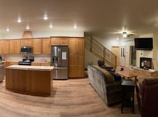 25 Buffalo Dr, West Yellowstone, MT 59758