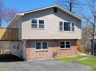 38 Brewer Rd, Monsey, NY 10952