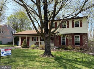 16 Matthew Dr, Sinking Spring, PA 19608