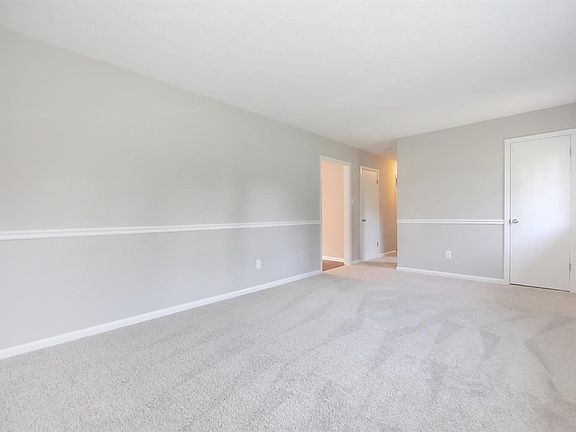 5th image of 6235 Narragansett Dr