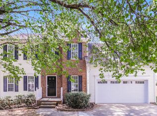5820 Waterford Landing Ct, Raleigh, NC 27610