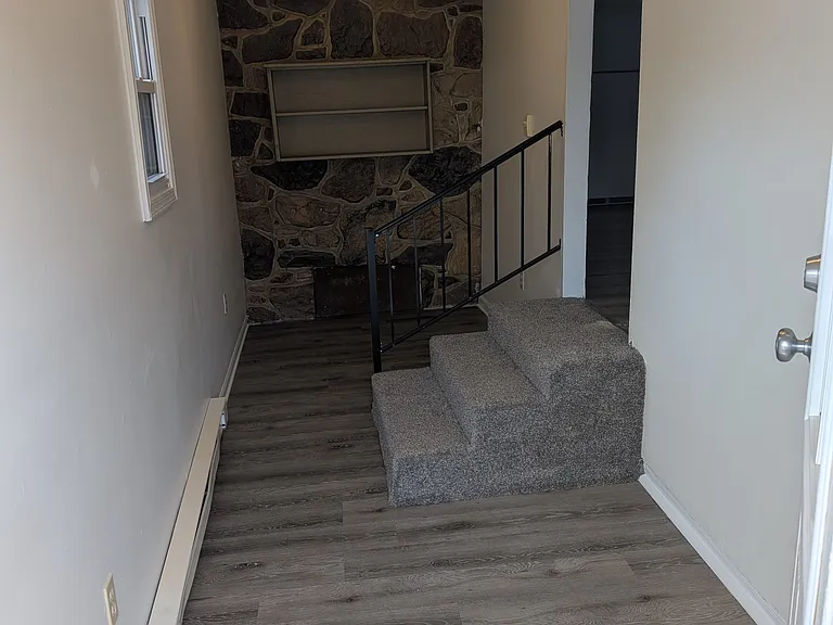 593 McAllister St #2 — Photo 2