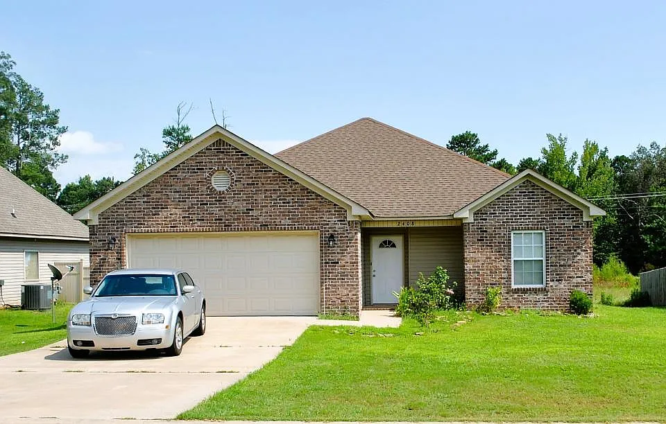 2408 Pleasant Forest Dr