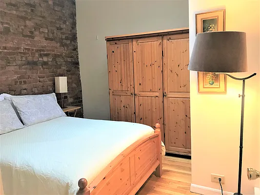 Rented by Douglas Elliman | media 7