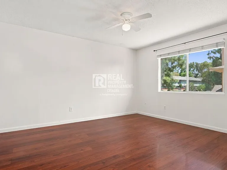 3009 Canyon Crest Dr #A — Photo 11