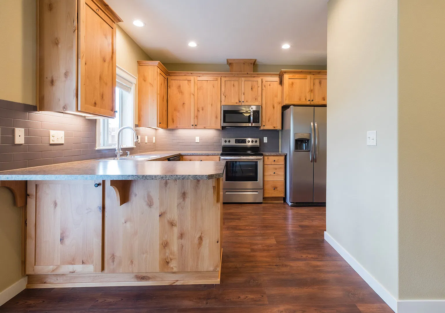 4 Bedroom 2.5 Bath — Photo 4