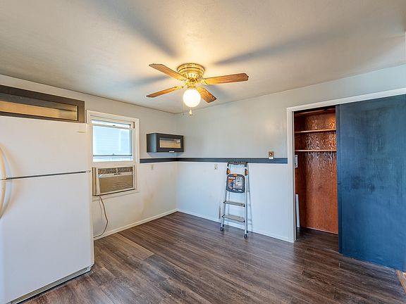 5th image of 317 Farror St