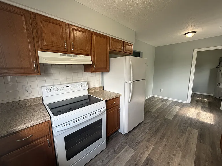 3230 Aqueduct Dr #1B — Photo 3