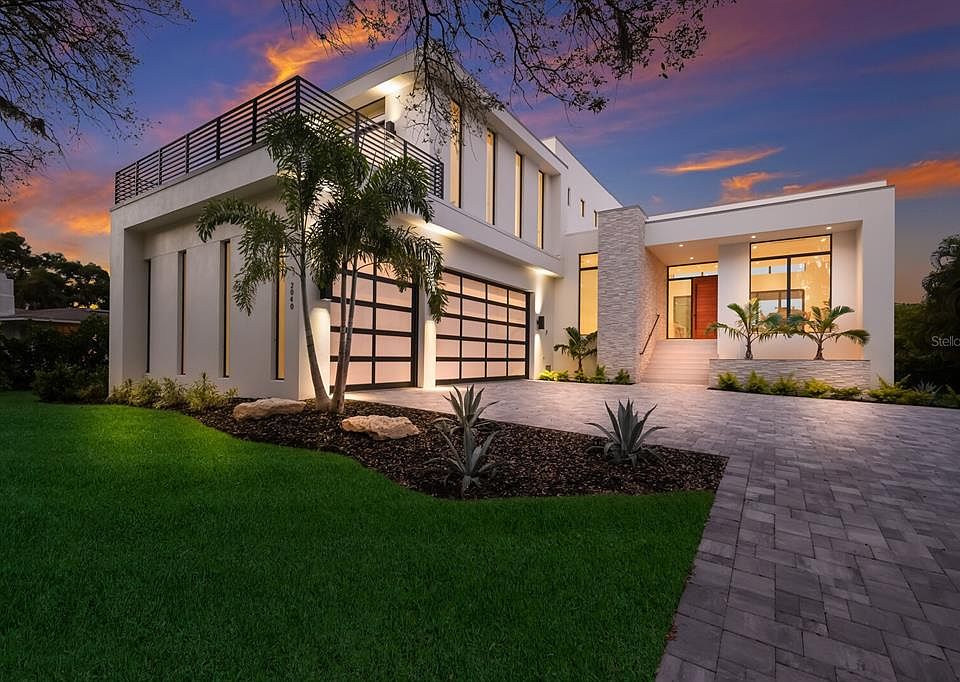 1st image of 2040 ALAMEDA AVENUE